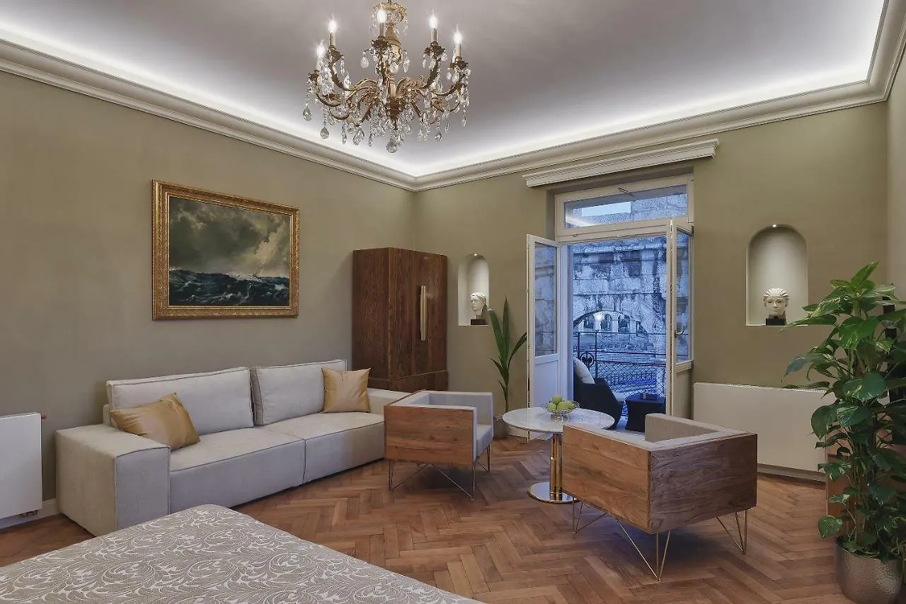 Arena & Seaview Luxurious Residence Pula Apartment